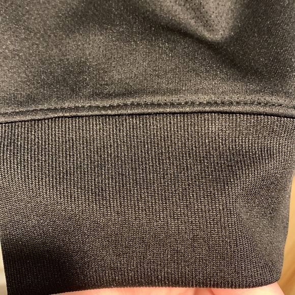 NWT-Axist Performance, Men’s, Zippered Jacket. - Picture 8 of 9